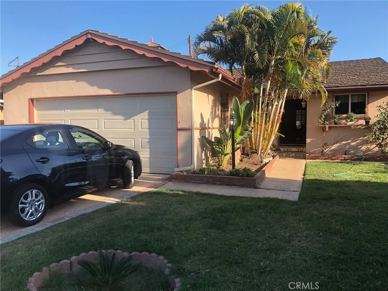 11856 Salford, Downey, CA 90241
