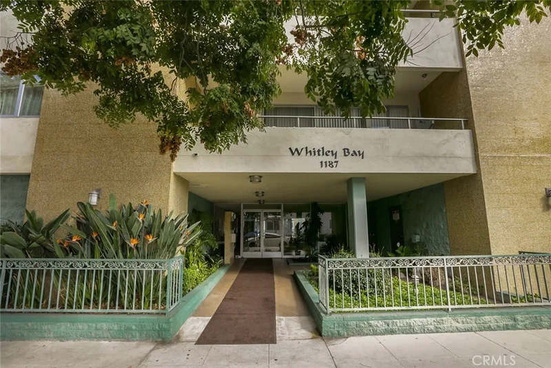 1187 3rd #301, Long Beach, CA 90802