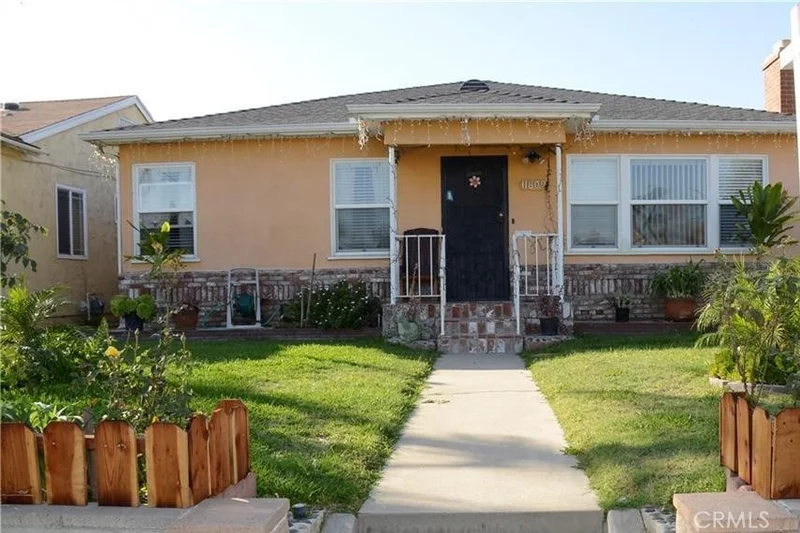 11609 Birch, Hawthorne, CA 90250