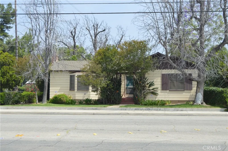 877 Grand, Pomona, CA 91766