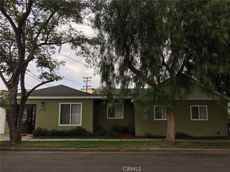 5634 Orizaba, Long Beach, CA 90805