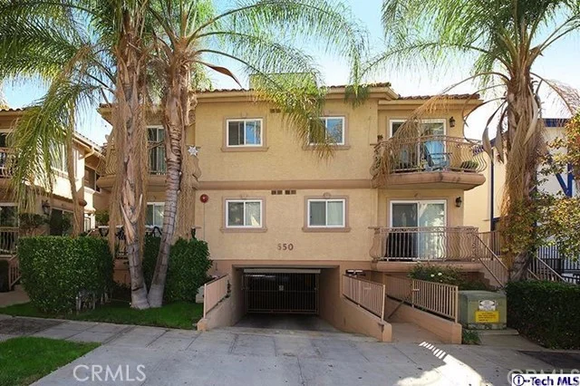 550 Santa Anita #208, Burbank, CA 91501
