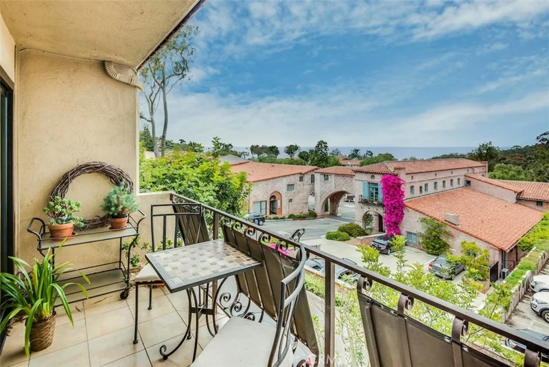 2525 Via Campesina #303, Palos Verdes Estates, CA 90274