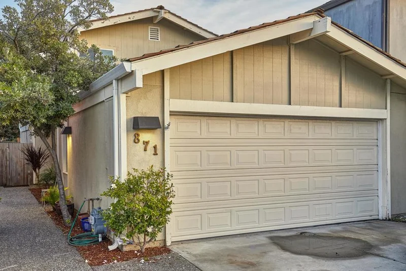 871 Sextant, San Mateo, CA 94404