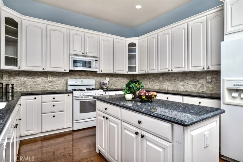 2575 Waterfall, Corona, CA 92882