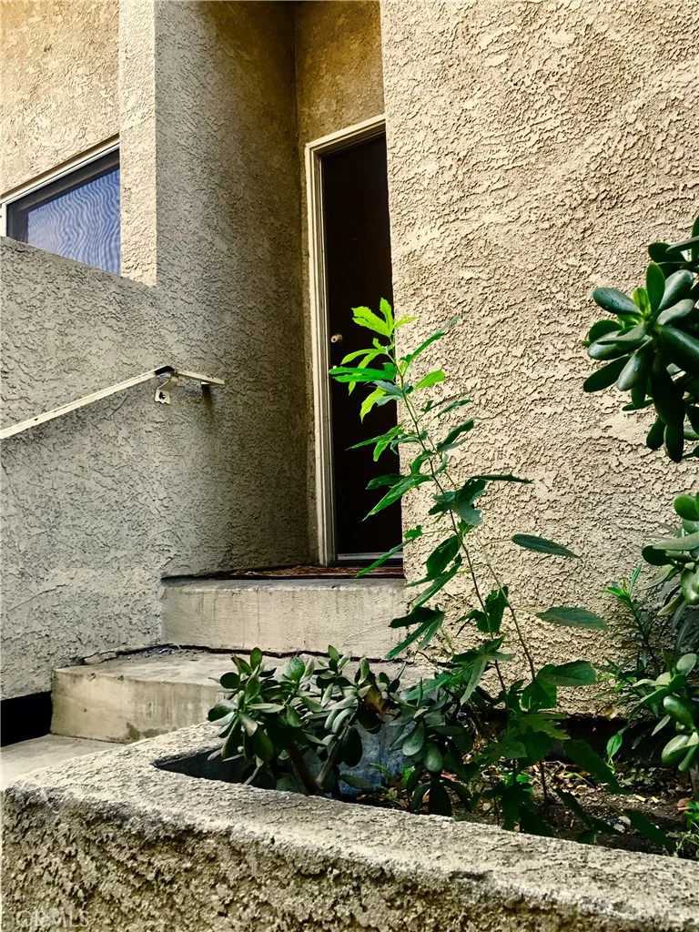 9034 Willis #2, Panorama City, CA 91402