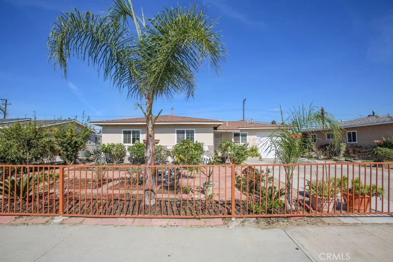 9121 Reading, Westminster, CA 92683