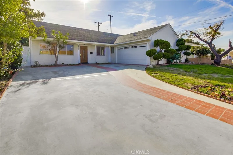6232 Elm, Cypress, CA 90630