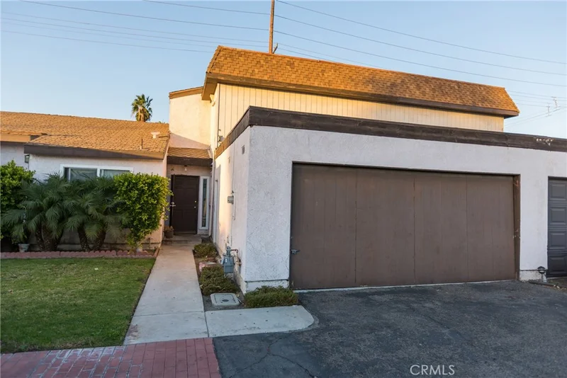 10481 Neal #2, Westminster, CA 92683