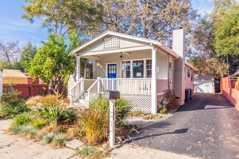 619 4th, Redwood City, CA 94063