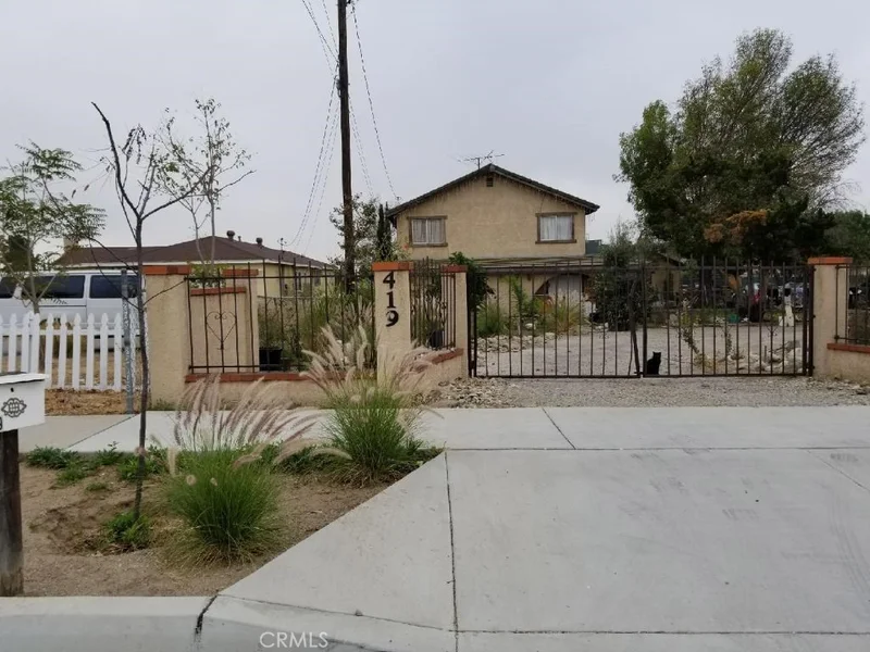 419 Merrill, Rialto, CA 92376