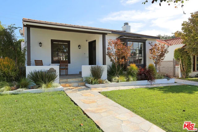 550 N Irving Boulevard, Los Angeles, CA 90004