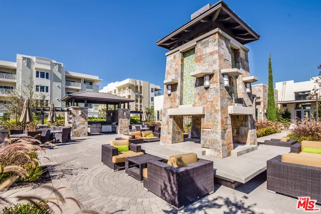 5525 Ocean #103, Hawthorne, CA 90250