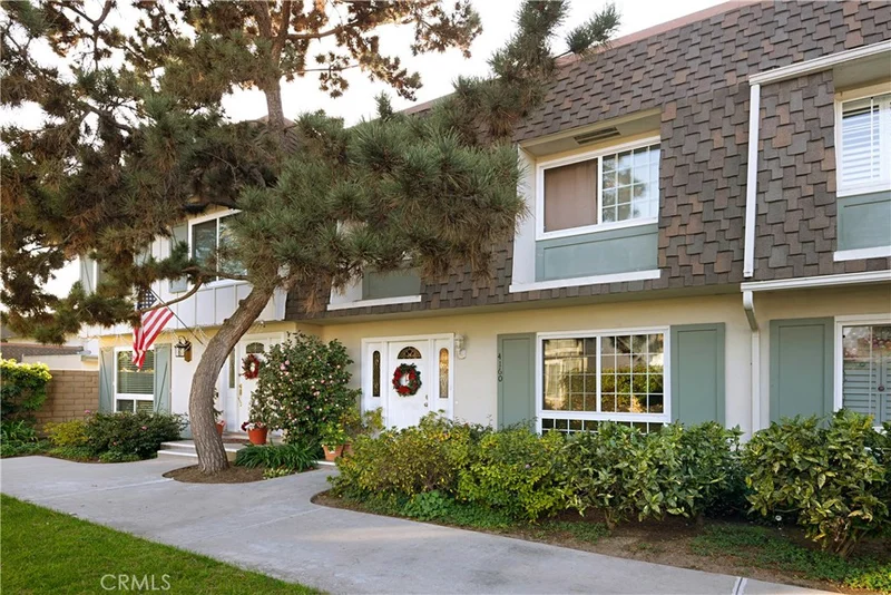 4160 Larwin, Cypress, CA 90630