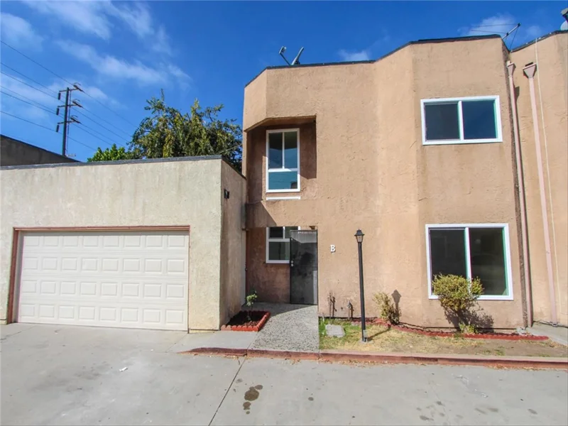 4255 Clara #2, Cudahy, CA 90201
