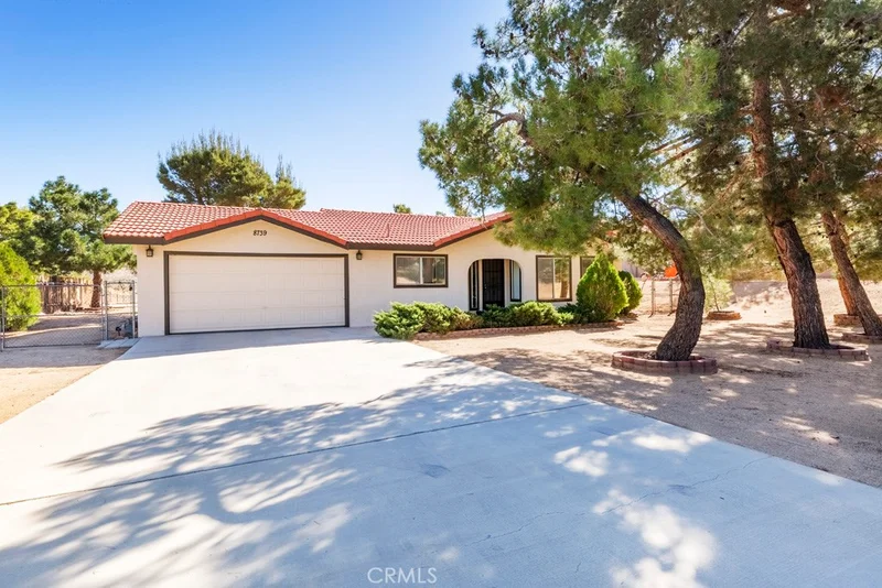 8739 Palomar, Yucca Valley, CA 92284