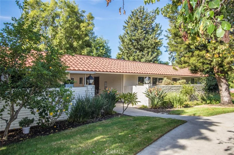 872 Avenida Sevilla O, Laguna Woods, CA 92637