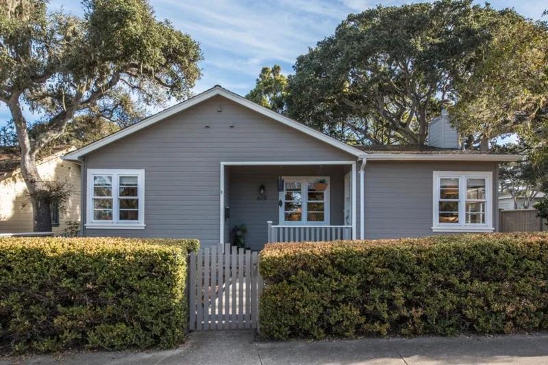 619 Alder Street, Pacific Grove, CA 93950
