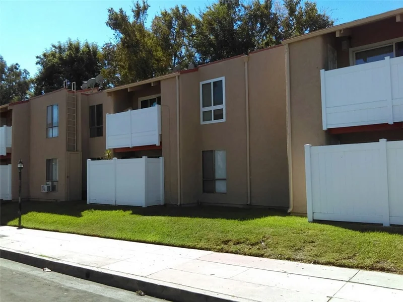 10331 Lindley #106, Northridge, CA 91326