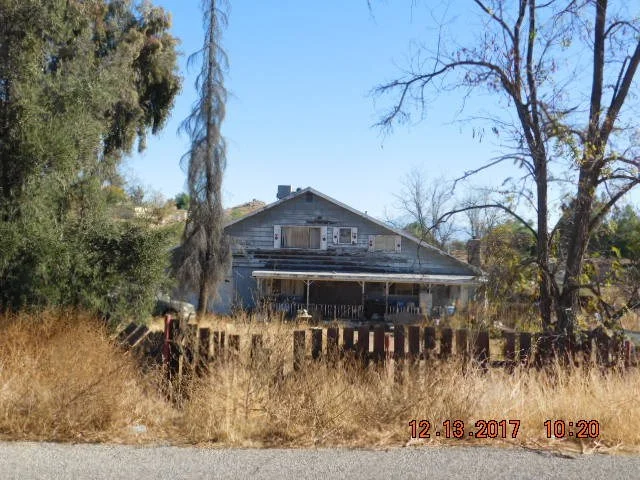 27240 Hammack, Perris, CA 92570