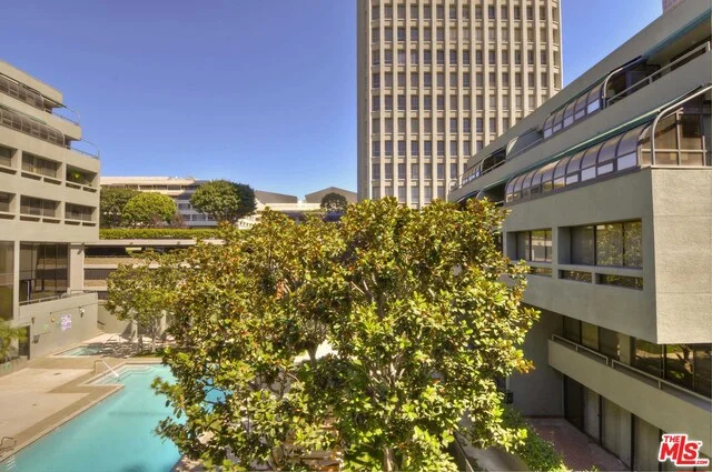 880 1st #409, Los Angeles, CA 90012