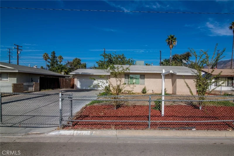 27166 Hibiscus, Highland, CA 92346