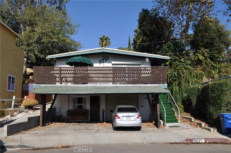 2751 Delor, Los Angeles, CA 90065