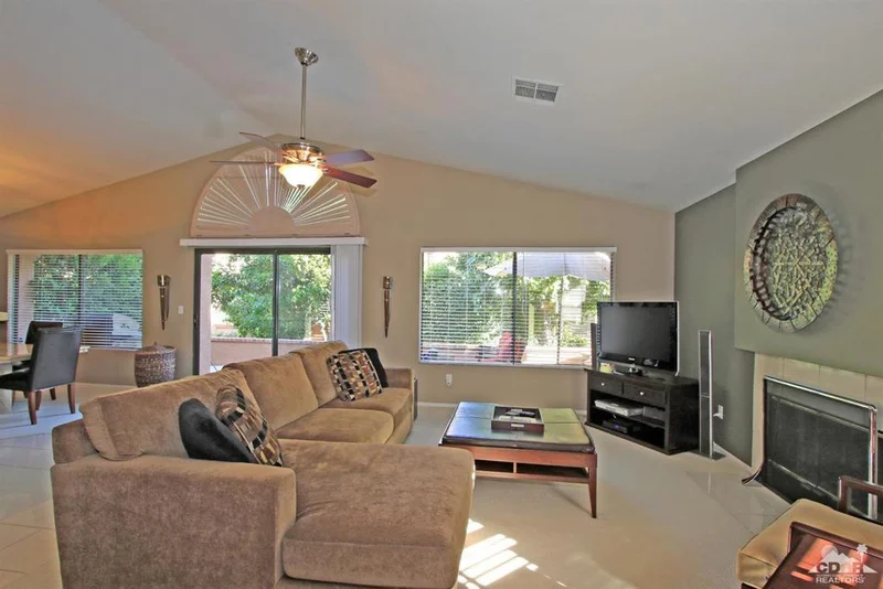 42594 Liolios, Palm Desert, CA 92211