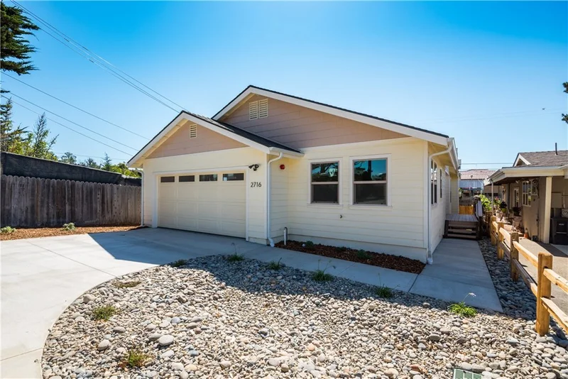 2716 Grell, Oceano, CA 93445