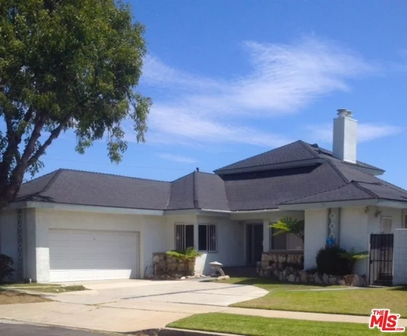 4566 Don Felipe, Los Angeles, CA 90008