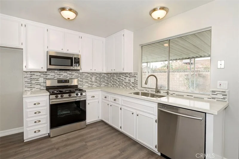 8984 Grace, Fontana, CA 92335