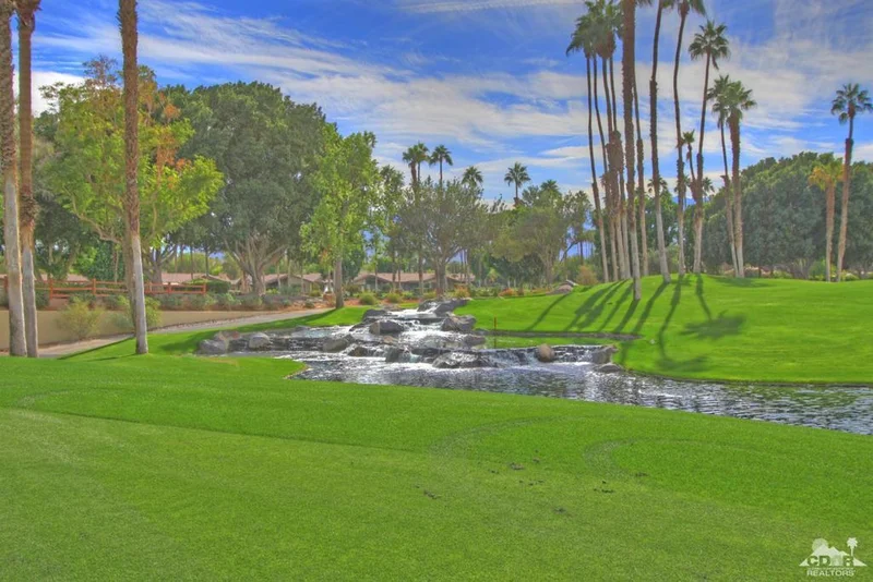 187 Bouquet Canyon, Palm Desert, CA 92211