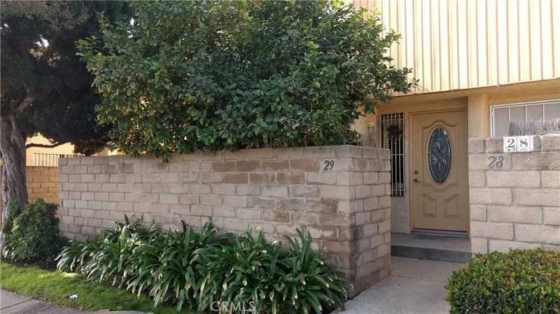 8633 Balboa #29, Northridge, CA 91325