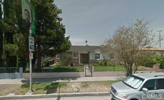 11329 Glenoaks, Pacoima, CA 91331