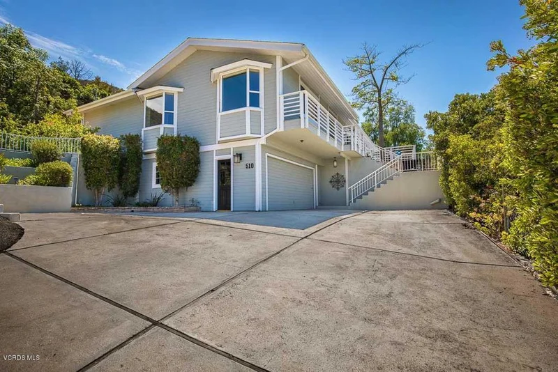 510 Ventu Park, Newbury Park, CA 91320