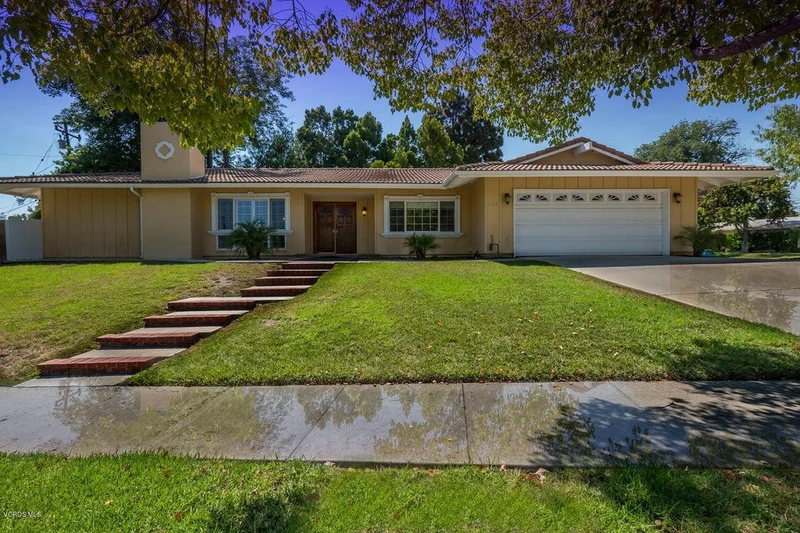 1169 Warwick, Thousand Oaks, CA 91360