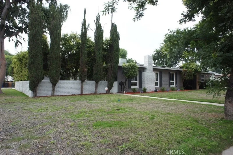 4297 Pershing, San Bernardino, CA 92407
