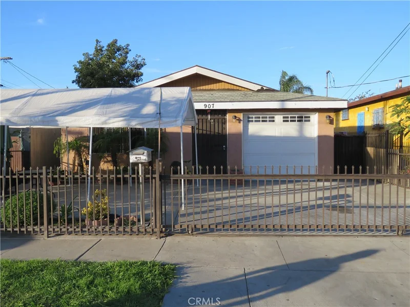 907 111th, Los Angeles, CA 90059