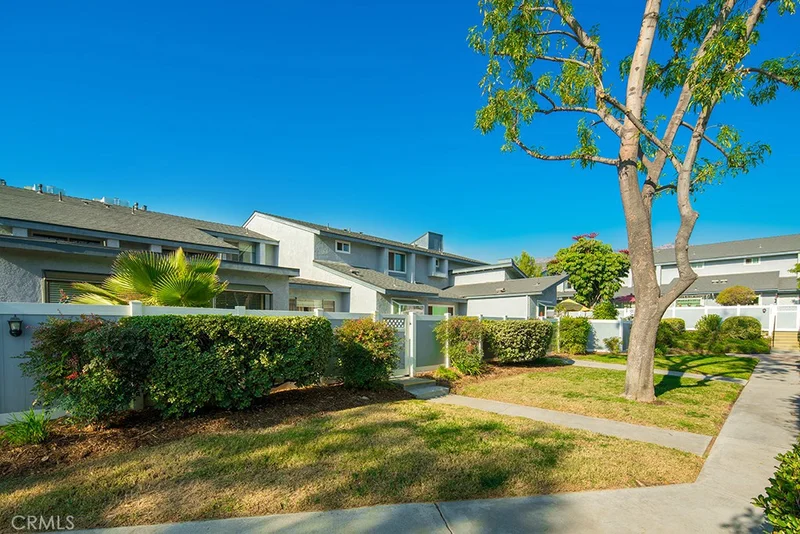 900 Sierra Madre #133, Azusa, CA 91702