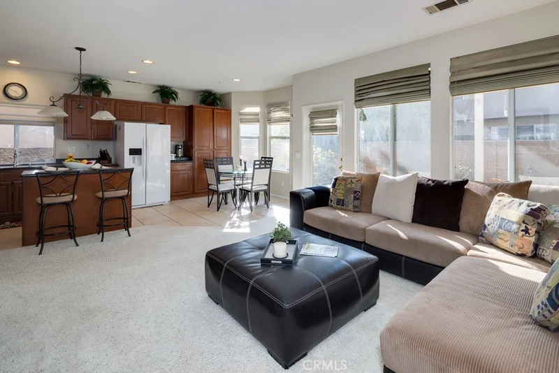 543 Robins, Brea, CA 92823