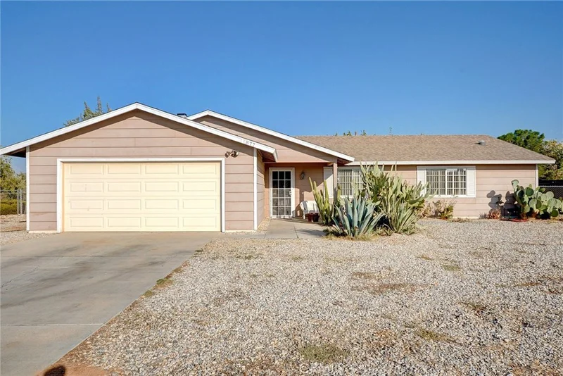 11877 Wapato, Apple Valley, CA 92308