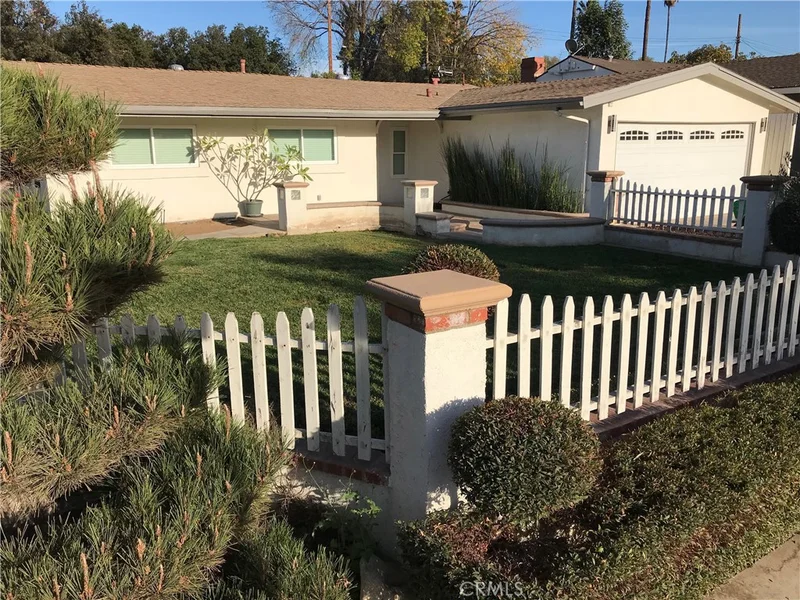 3027 Floravista, Riverside, CA 92503