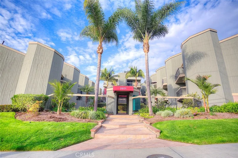 2601 19th #4, Signal Hill, CA 90755
