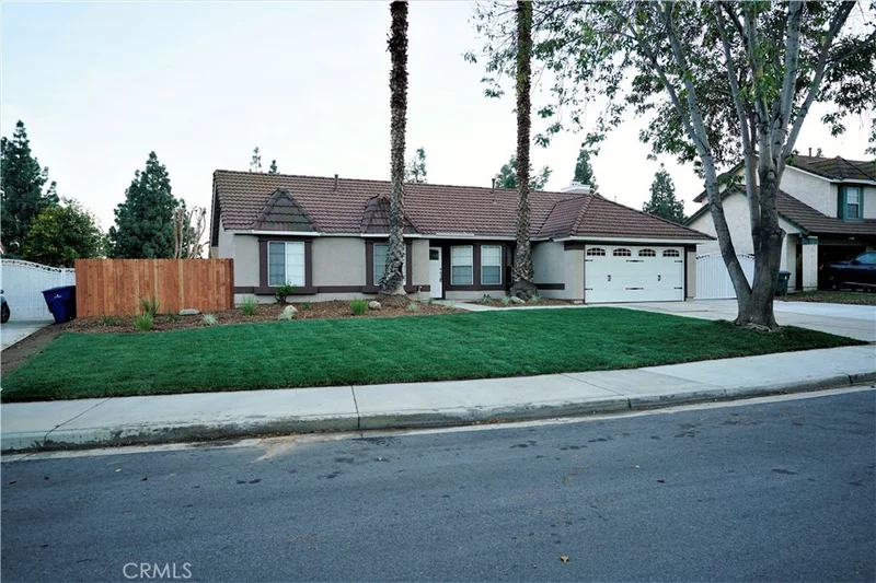 11214 Clara, Riverside, CA 92505