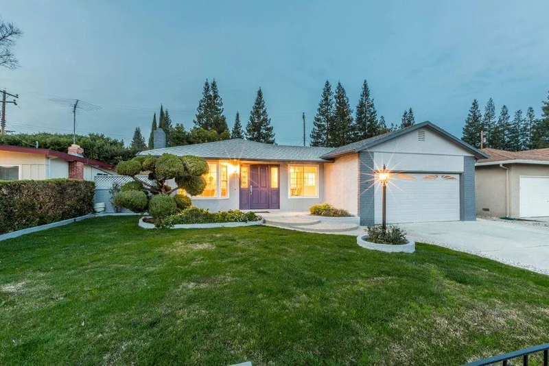 2687 Phillips, Santa Clara, CA 95051