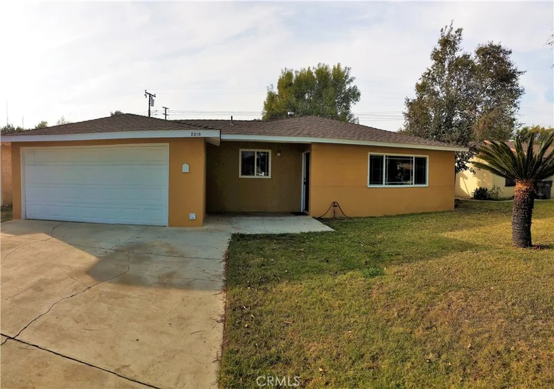 2310 Warbler, Santa Ana, CA 92704