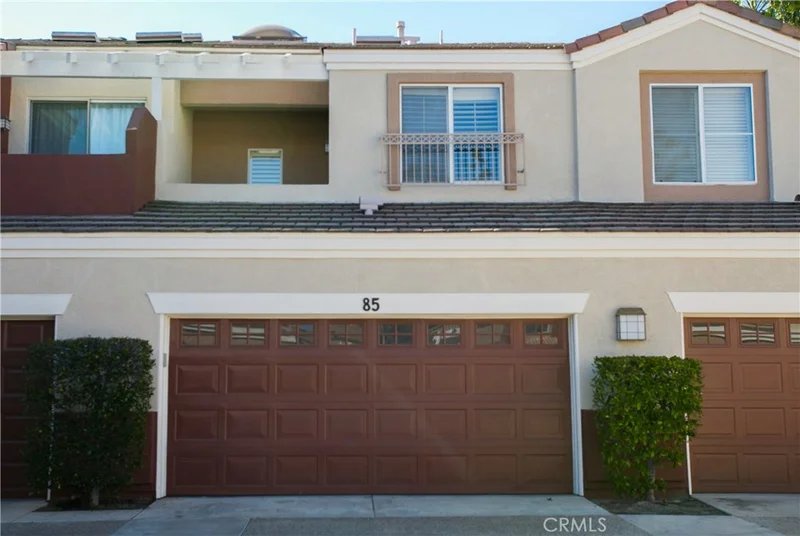 85 Santa Barbara, Lake Forest, CA 92610