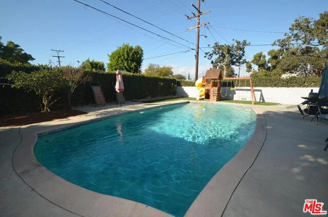 9001 7th, Inglewood, CA 90305