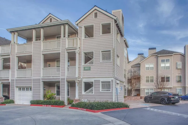 903 Sunrose #309, Sunnyvale, CA 94086