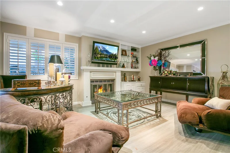 899 Connors, Claremont, CA 91711